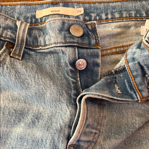 Levi’s women’s wedgie jean size 29 - Picture 4 of 6